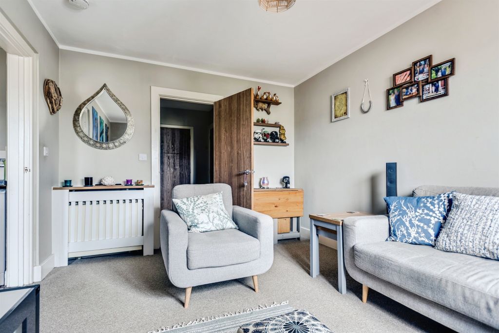 1 bed flat for saleThomas Street, Swindon SN2 photo 5