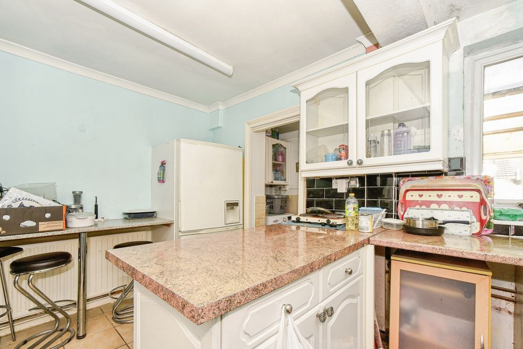 Additional image 5 of 3 bed terraced house for saleMorrison Street, Swindon, Wiltshire SN2