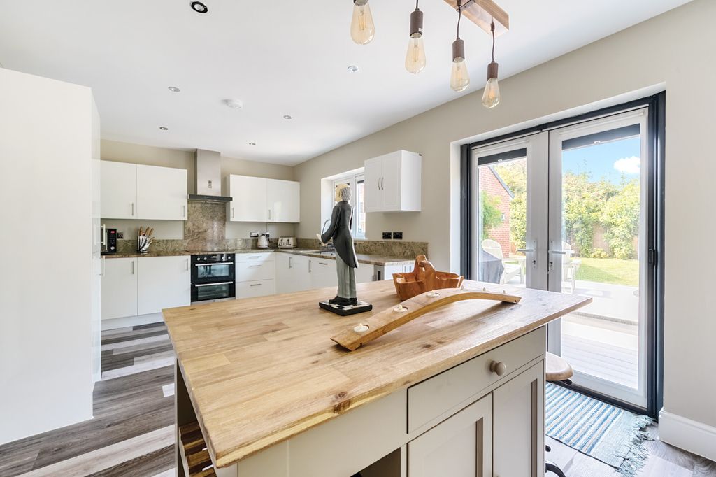 Additional image 5 of 5 bed detached house for saleMelchester Road, Salisbury SP2