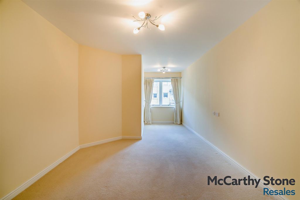 Additional image 4 of 1 bed flat for saleBowles Court, Westmead Lane, Chippenham, Wiltshire SN15