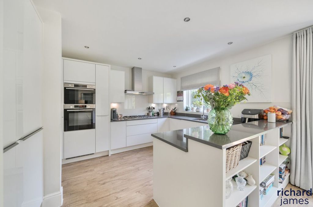 Additional image 12 of 4 bed detached house for saleBiddestone Avenue, Coate, Swindon SN3