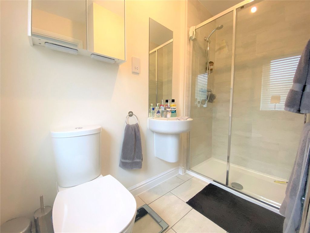 Additional image 4 of 4 bed terraced house for saleHomington Avenue, Badbury Park, Swindon SN3