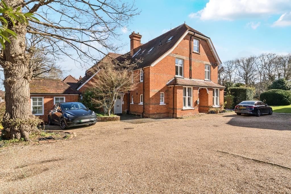 Additional image 10 of 1 bed flat for saleGreenways Court, Ascot SL5