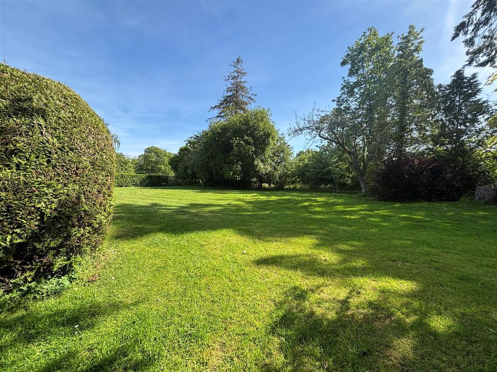 Additional image 4 of 1 bed flat for salePewsham, Chippenham SN15