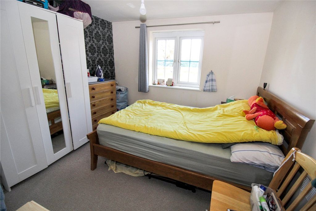 Additional image 5 of 2 bed flat for saleTorun Way, Swindon, Wiltshire SN25