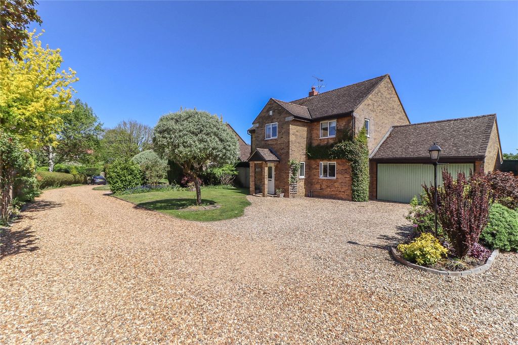 Additional image 2 of 4 bed detached house for saleSt Mary's Close, Wylye, Warminster, Wiltshire BA12