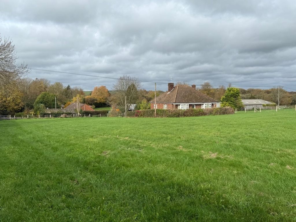 Additional image 3 of 2 bed bungalow for saleWinterbourne Earls, Salisbury SP4