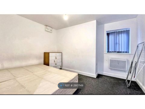 Lodge Causeway, Bristol BS16