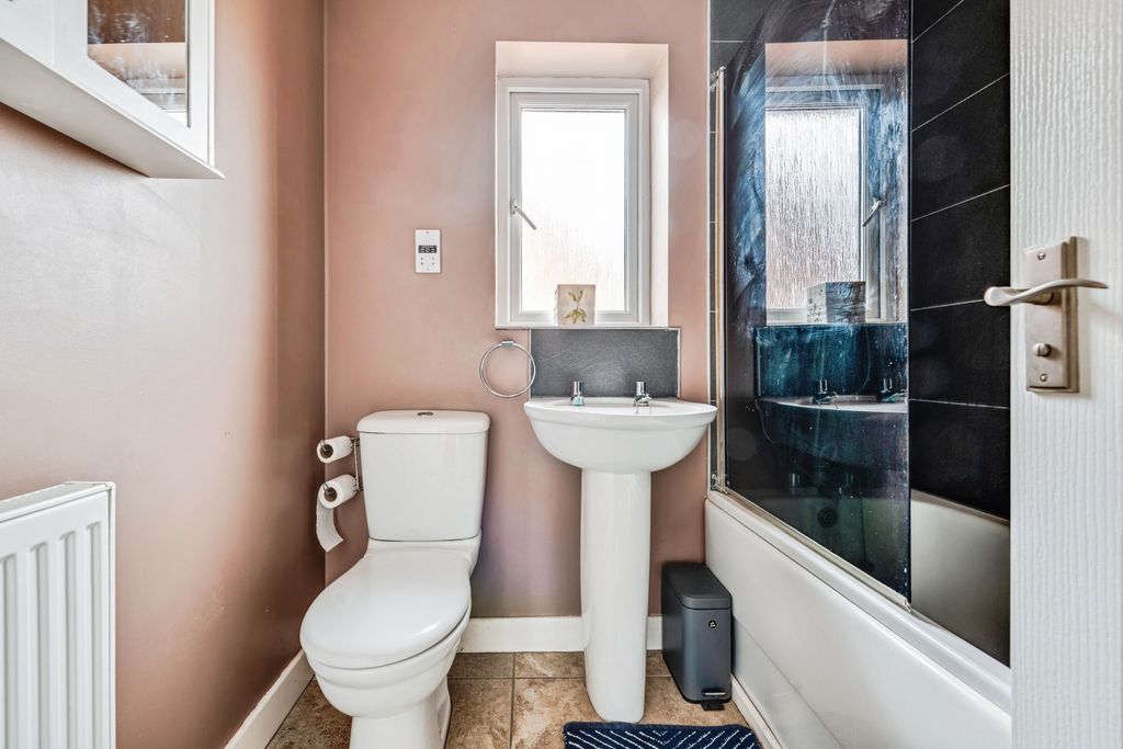 Additional image 16 of 4 bed detached house for saleSt. Josephs Way - Lyneham, Chippenham SN15