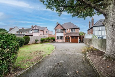 Coleshill Heath Road, Marston Green B37