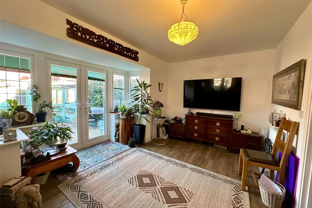 Additional image 2 of 4 bed detached house for saleSt. Georges Park, Binfield, Bracknell, Berkshire RG42