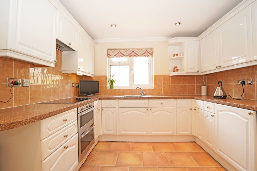 Additional image 4 of 4 bed detached house for saleBiddel Springs, Highworth SN6