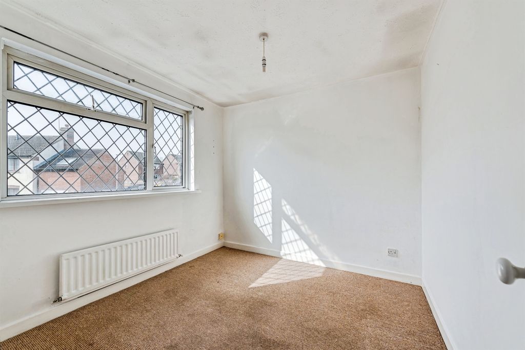 Additional image 11 of 4 bed semi-detached house for saleCastlefield Close, Eastleaze, Swindon SN5
