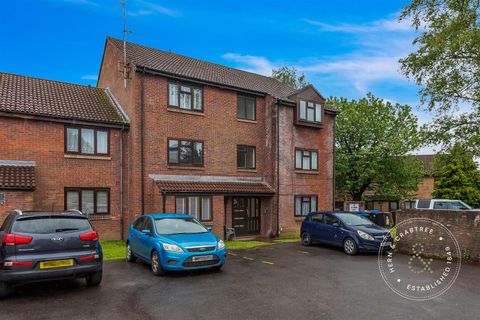 Oxwich Close, Fairwater, Cardiff CF5