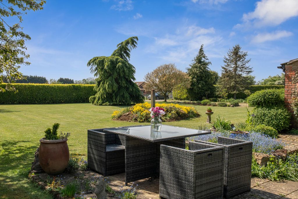 Additional image 5 of 5 bed detached house for saleHawk Street, Bromham, Chippenham SN15