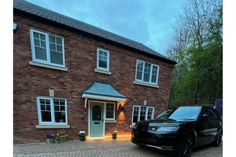 Hawthorn Way, Birmingham B38