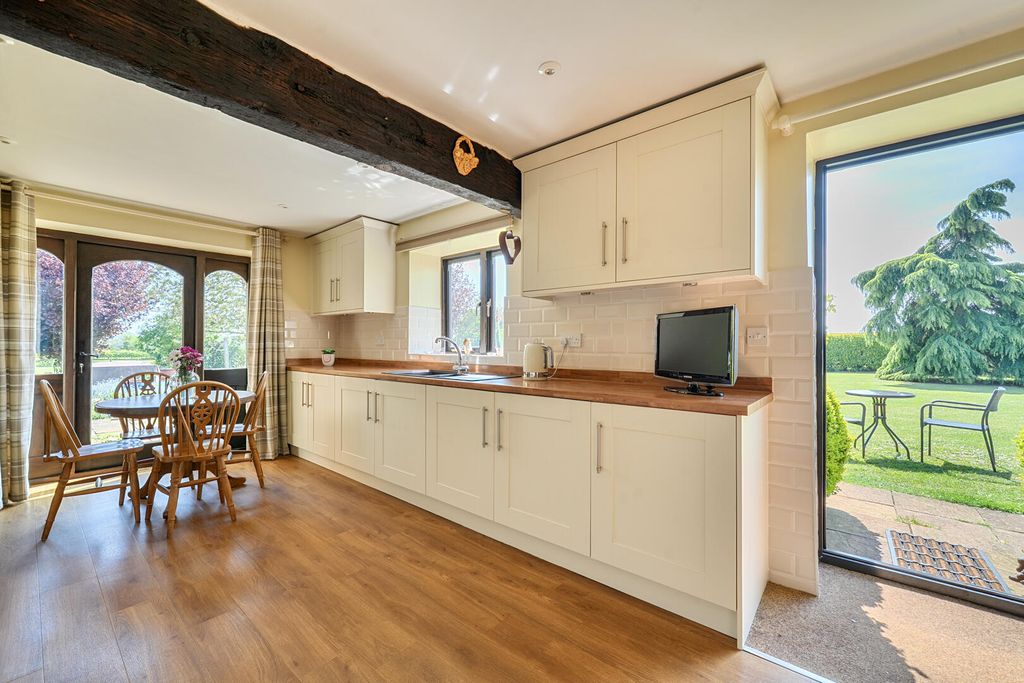 Additional image 11 of 5 bed detached house for saleHawk Street, Bromham, Chippenham SN15