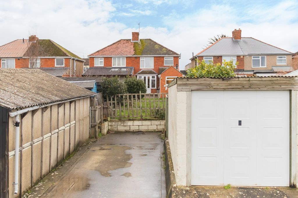 Additional image 18 of 3 bed semi-detached house for saleChurch Walk North, Swindon, Wiltshire SN25