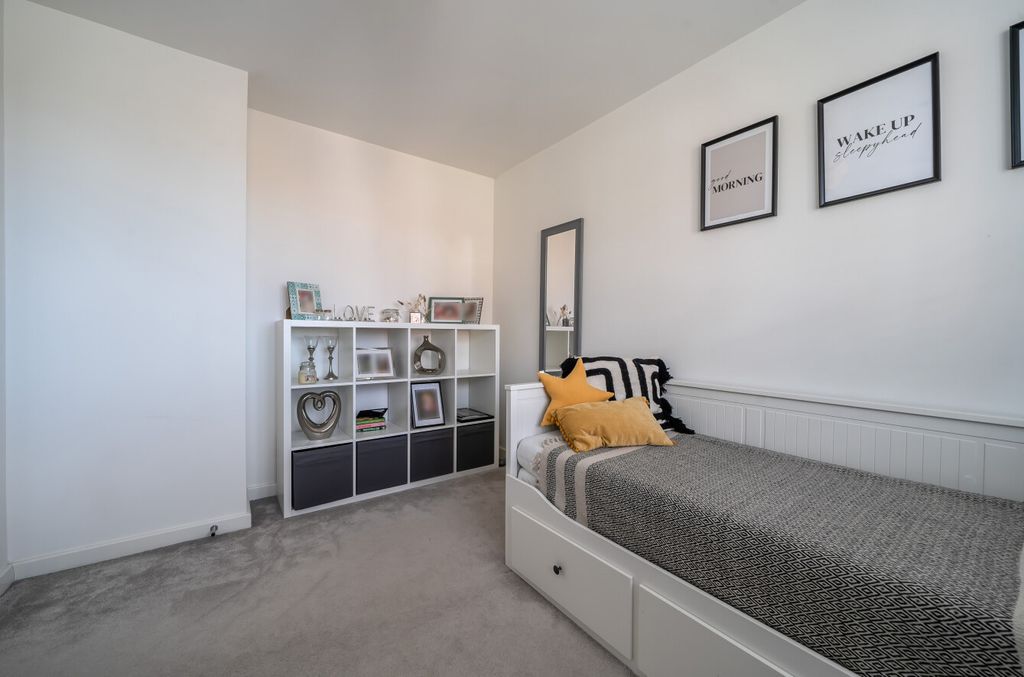 Additional image 24 of 3 bed semi-detached house for saleSt. Georges Park, Binfield, Bracknell, Berkshire RG42