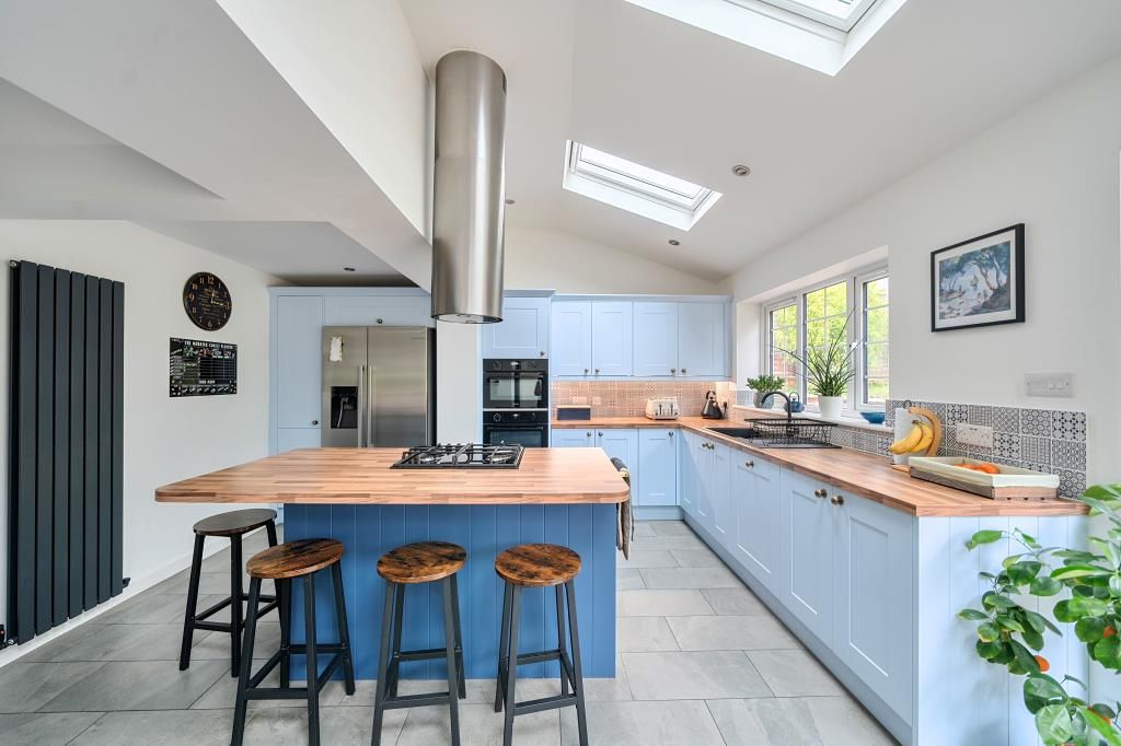 Additional image 9 of 6 bed detached house for saleFennel Close, Swindon SN2