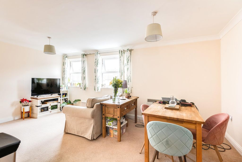 Additional image 10 of 2 bed flat for saleMarbeck Close, Redhouse, Swindon, Wiltshire SN25