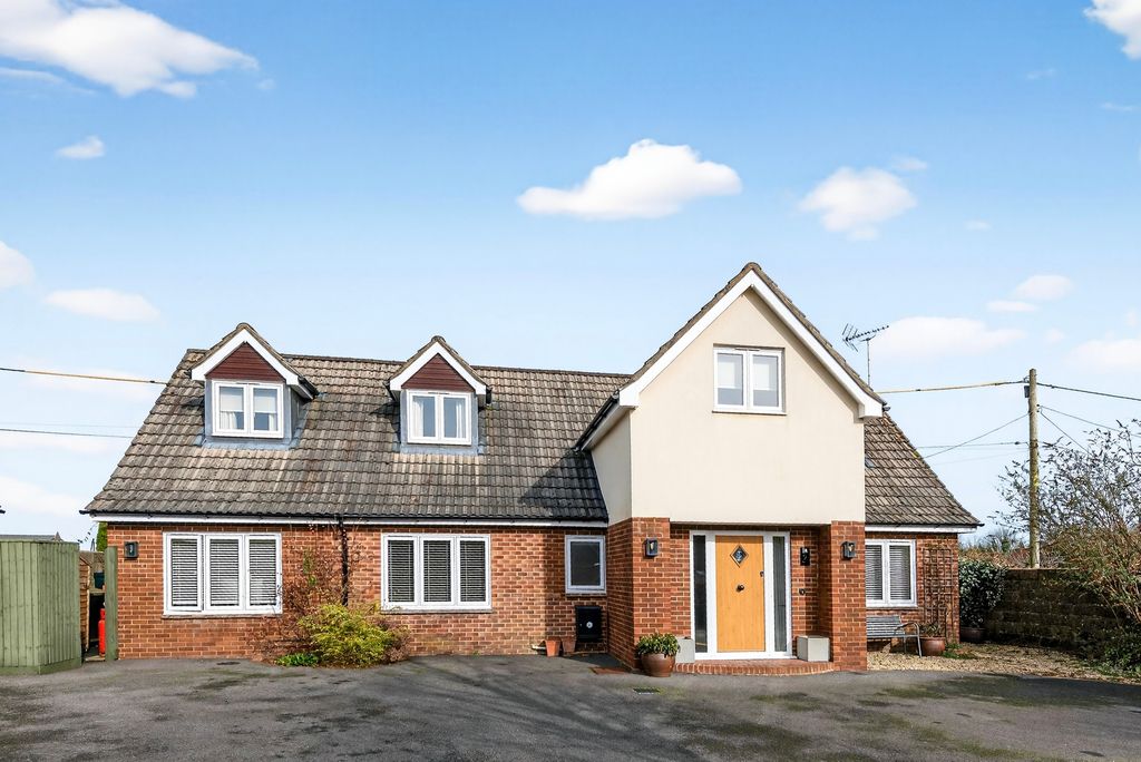 Additional image 2 of 3 bed detached house for saleAughton - Collingbourne Kingston, Marlborough SN8