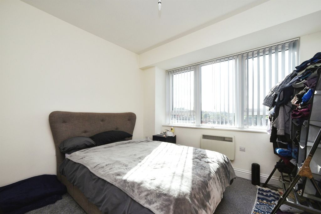 Additional image 3 of 1 bed flat for saleFarnsby Street, Swindon SN1