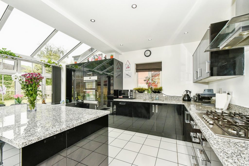 Additional image 4 of 6 bed detached house for saleAdams Meadow - Wanborough, Swindon SN4