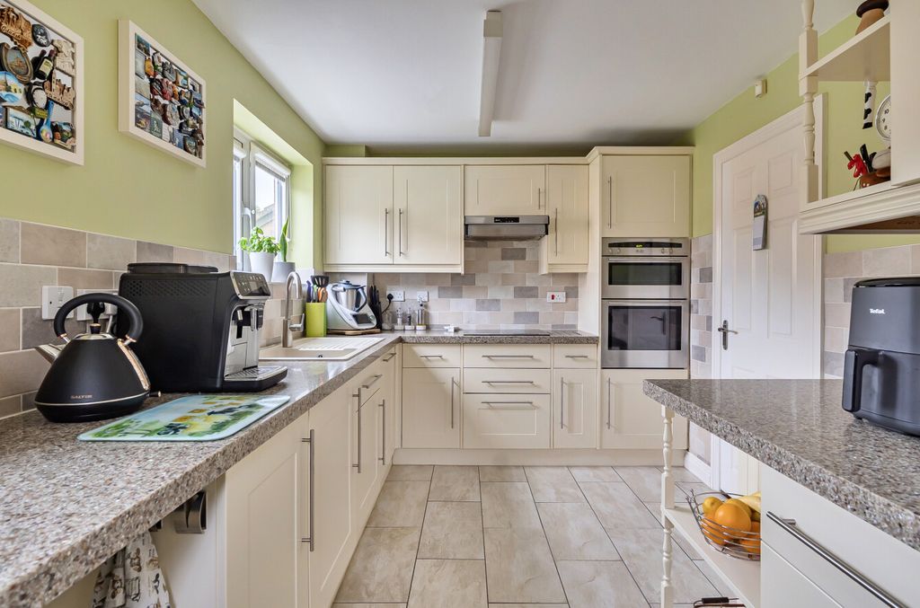 Additional image 8 of 4 bed detached house for saleGodwin Road, Stratton St Margaret, Swindon SN3