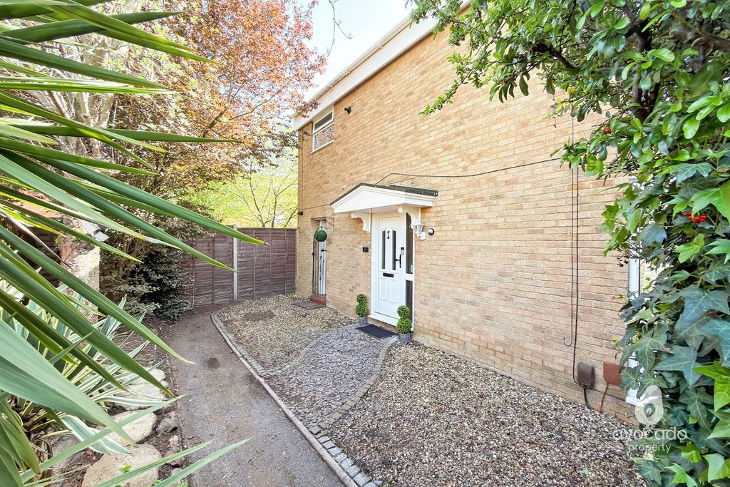 Additional image 13 of 3 bed end terrace house for saleLydney, Bracknell RG12