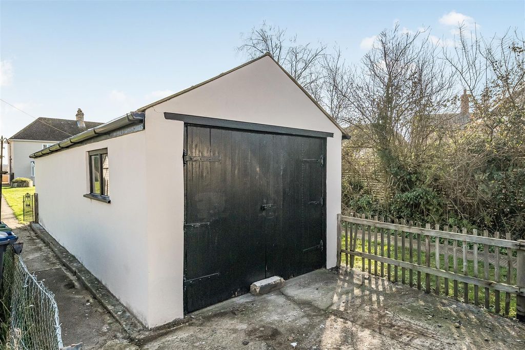 Additional image 16 of 3 bed semi-detached house for saleOrchard Leaze, Christian Malford, Chippenham SN15