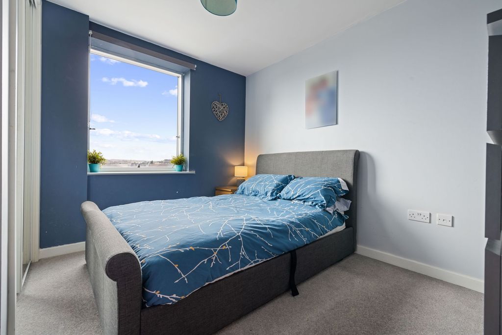 Additional image 4 of 2 bed flat for saleWestminster Mansions, Sullivan Road, Camberley GU15