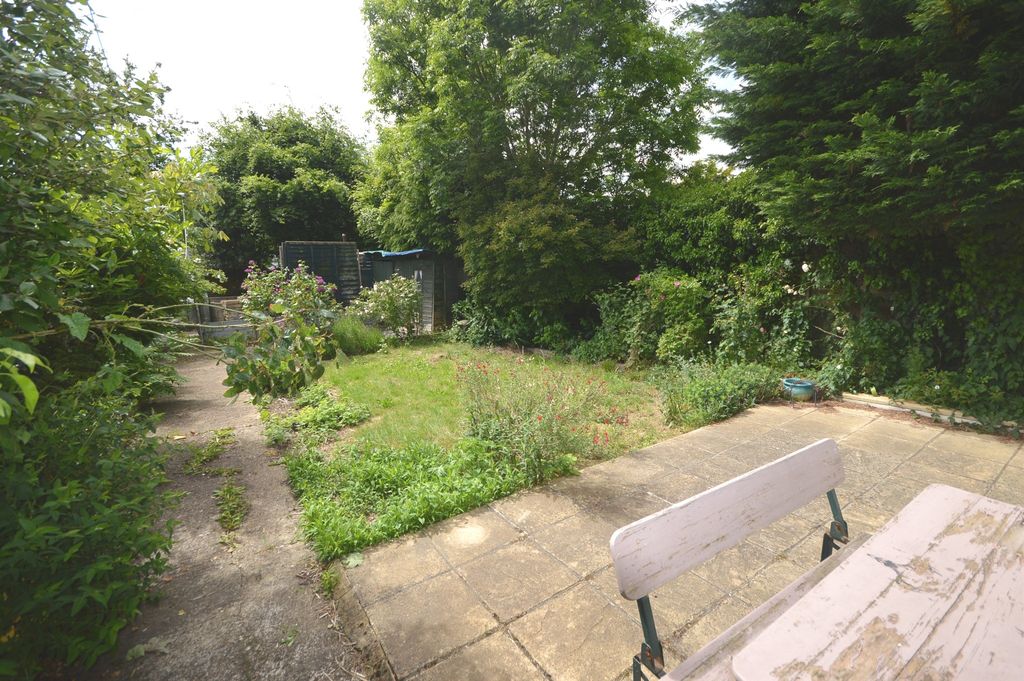 Additional image 20 of 3 bed semi-detached house for saleFairfield Road, Salisbury SP1