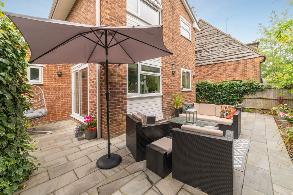 Additional image 10 of 3 bed link detached house for saleNew Road, Ascot SL5
