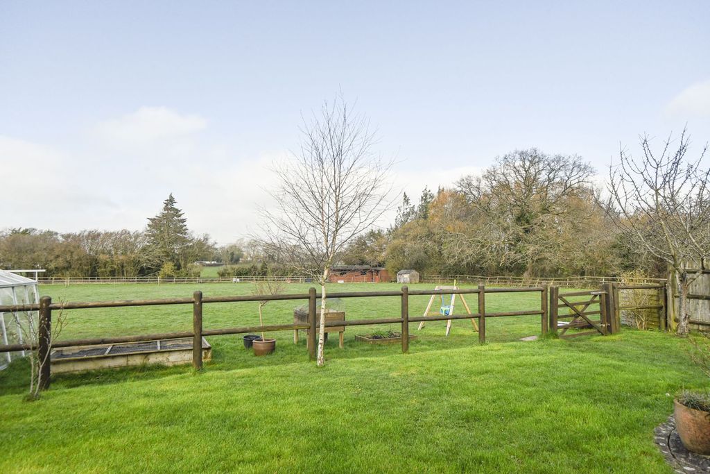 Additional image 29 of 4 bed detached bungalow for saleMoors Close - Kington Langley, Chippenham SN15
