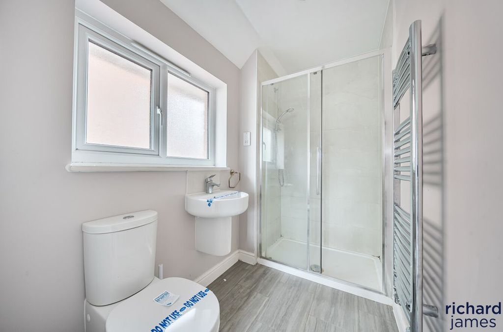 Additional image 12 of 4 bed detached house for saleCrofton Road, Swindon SN3