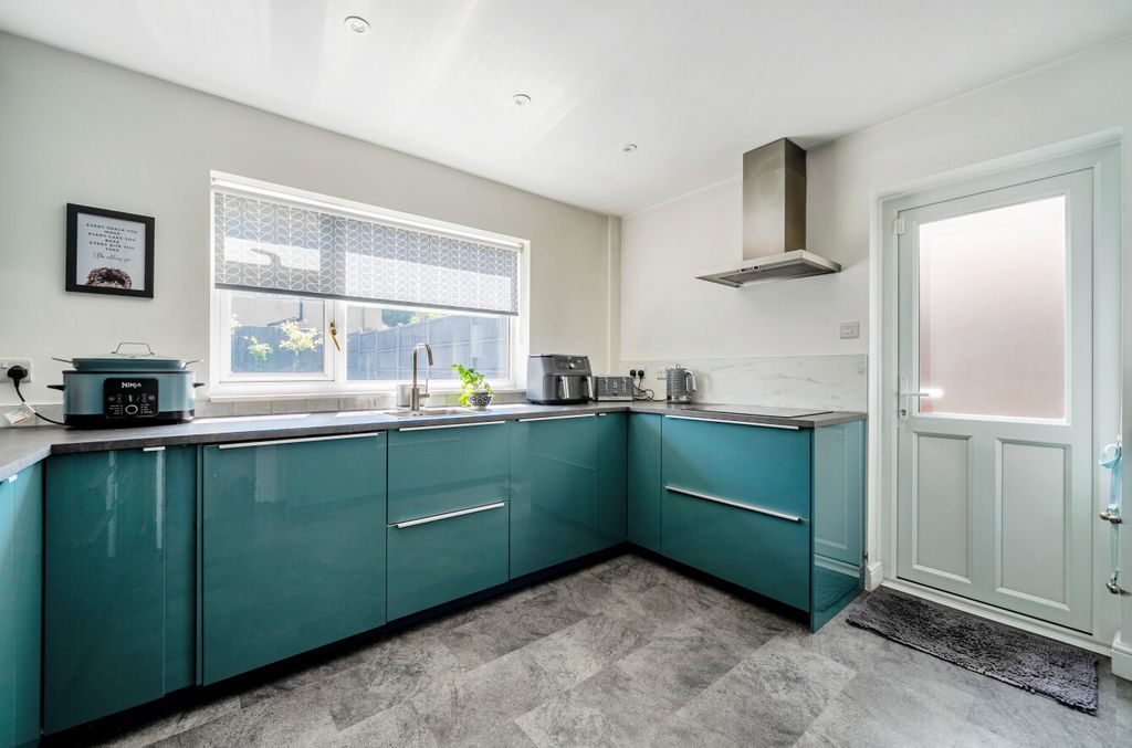 Additional image 30 of 4 bed detached house for saleKyle Close, Bracknell, Berkshire RG12
