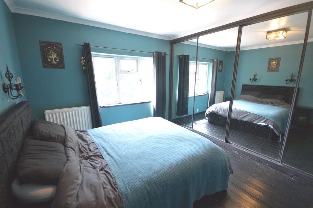 Additional image 10 of 3 bed semi-detached house for saleFairfield Road, Salisbury SP1