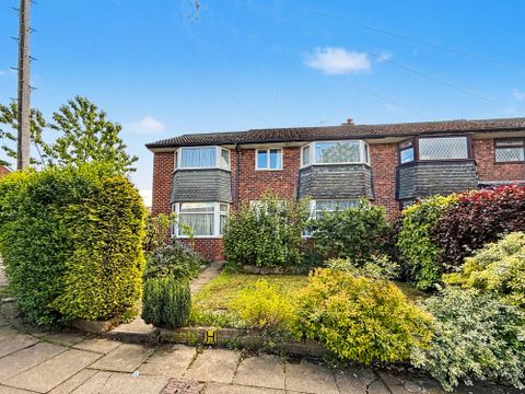 Tamworth Avenue, Whitefield M45