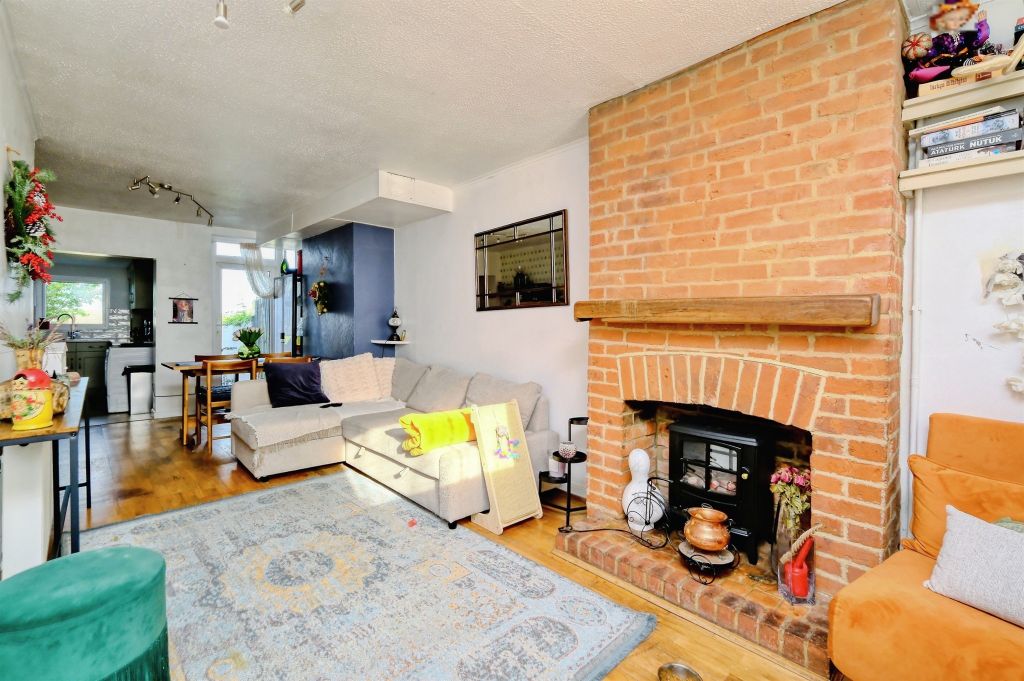 Additional image 4 of 3 bed semi-detached house for saleFowlers Road, Salisbury SP1