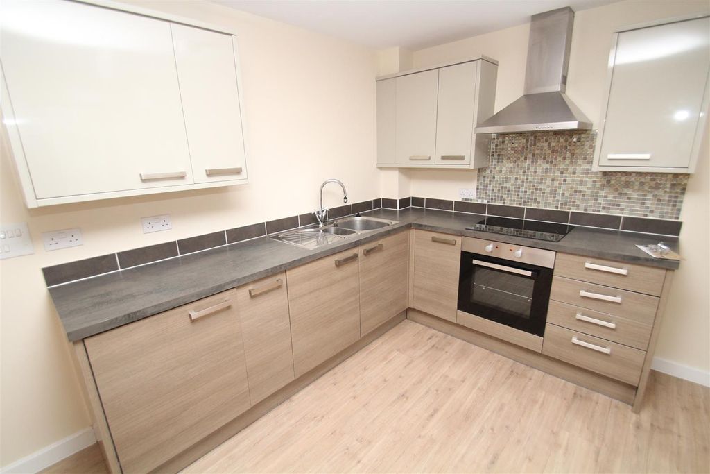 Additional image 3 of 2 bed flat for saleRowan Court, Old Town SN1