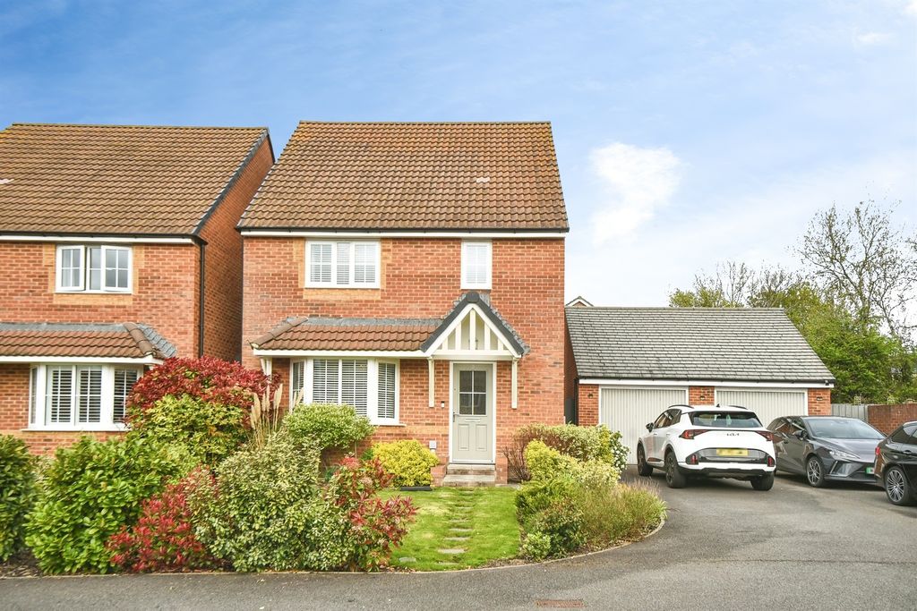 4 bed detached house for saleHurricane Drive, Calne SN11