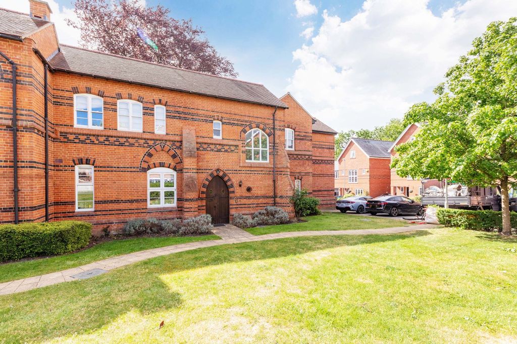 3 bed terraced house for saleClose To Station, Maidenhead SL6