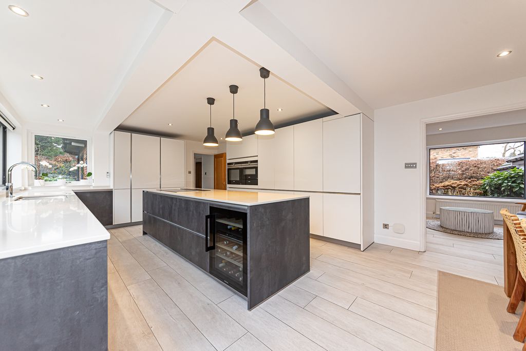 Additional image 6 of 5 bed detached house for saleWalton Drive, Ascot SL5