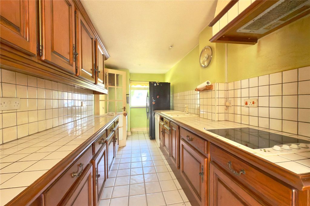Additional image 3 of 2 bed end terrace house for saleBracknell, Berkshire RG12