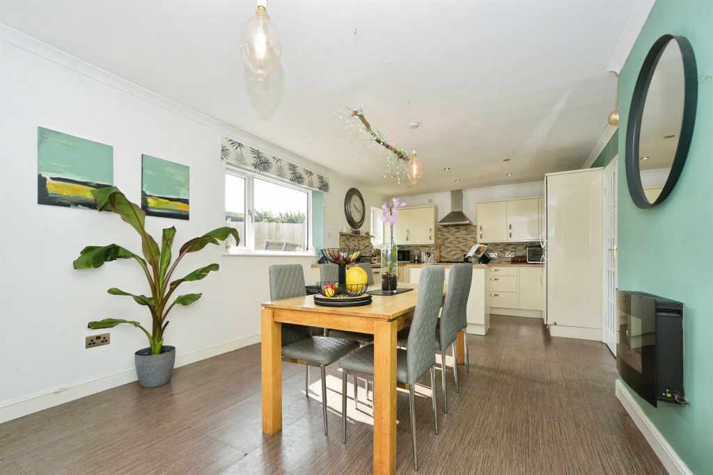Additional image 7 of 5 bed semi-detached house for saleDownham Mead, Chippenham SN15