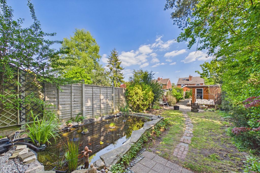 Additional image 10 of 2 bed semi-detached house for saleBranksome Hill Road, College Town, Sandhurst, Berkshire GU47