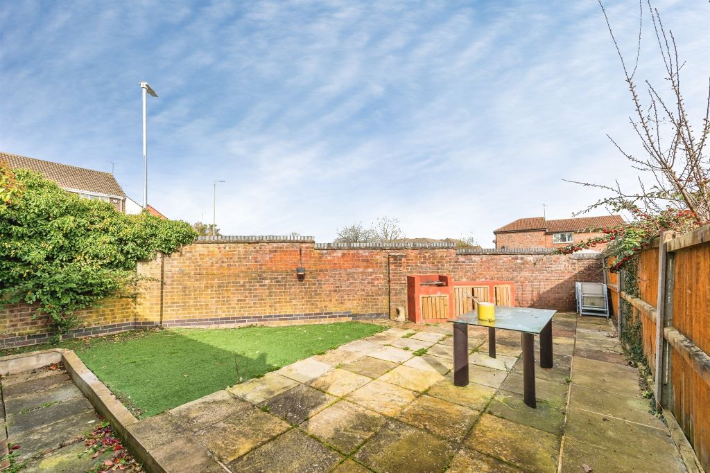 Additional image 21 of 4 bed semi-detached house for saleCastlefield Close, Eastleaze, Swindon SN5