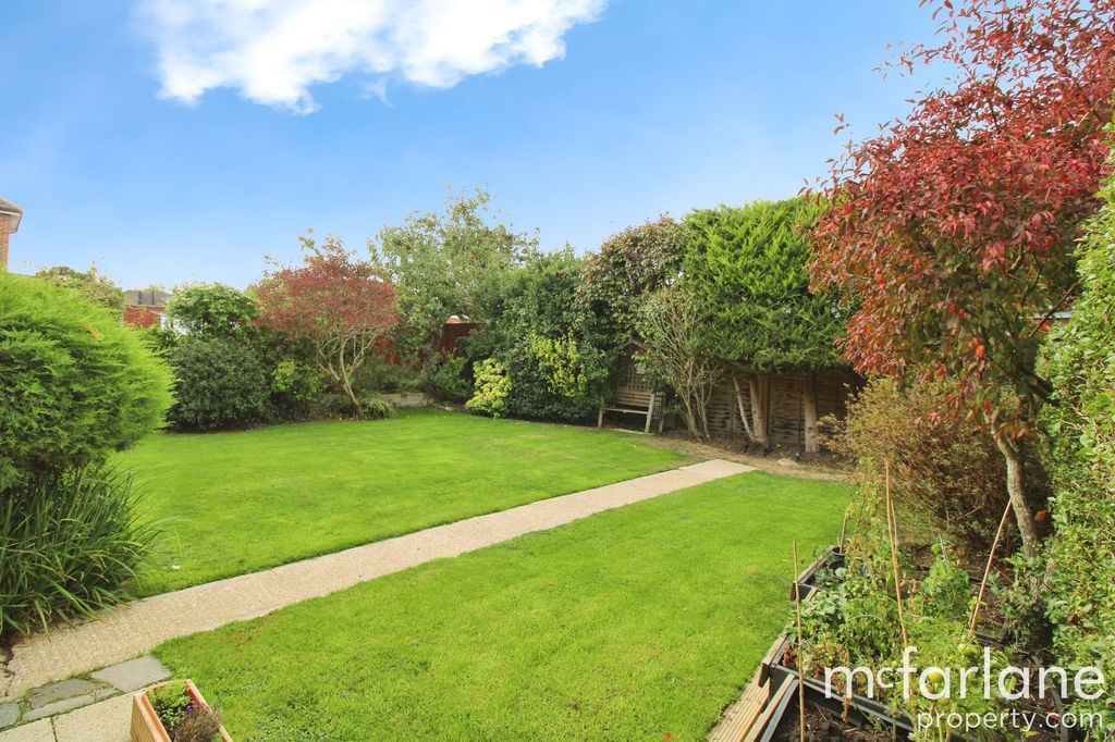 Additional image 14 of 5 bed detached house for saleWindsor Road, Swindon SN3