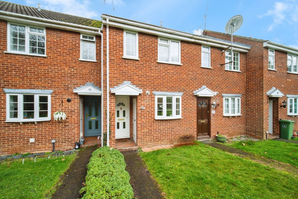 2 bed terraced house for saleDaventry Court, Bracknell RG42